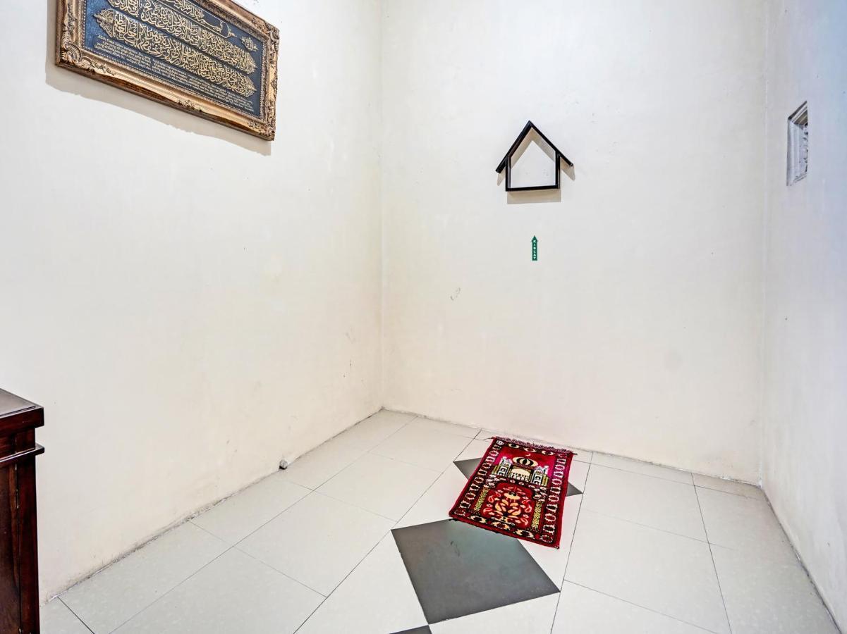 Oyo 91587 Griya Buah De5 Syariah Hotel Сидоарджо Екстериор снимка