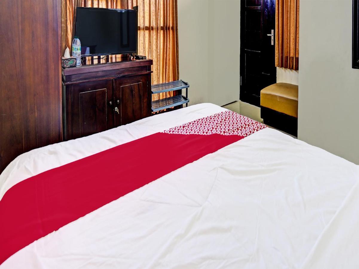 Oyo 91587 Griya Buah De5 Syariah Hotel Сидоарджо Екстериор снимка