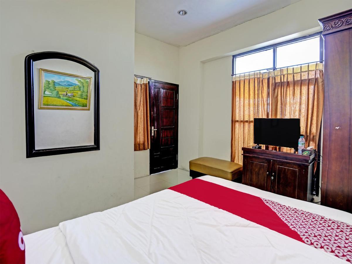 Oyo 91587 Griya Buah De5 Syariah Hotel Сидоарджо Екстериор снимка